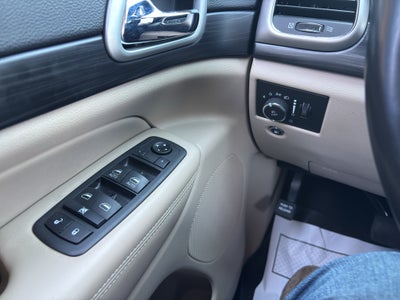 2020 Jeep Grand Cherokee Laredo E