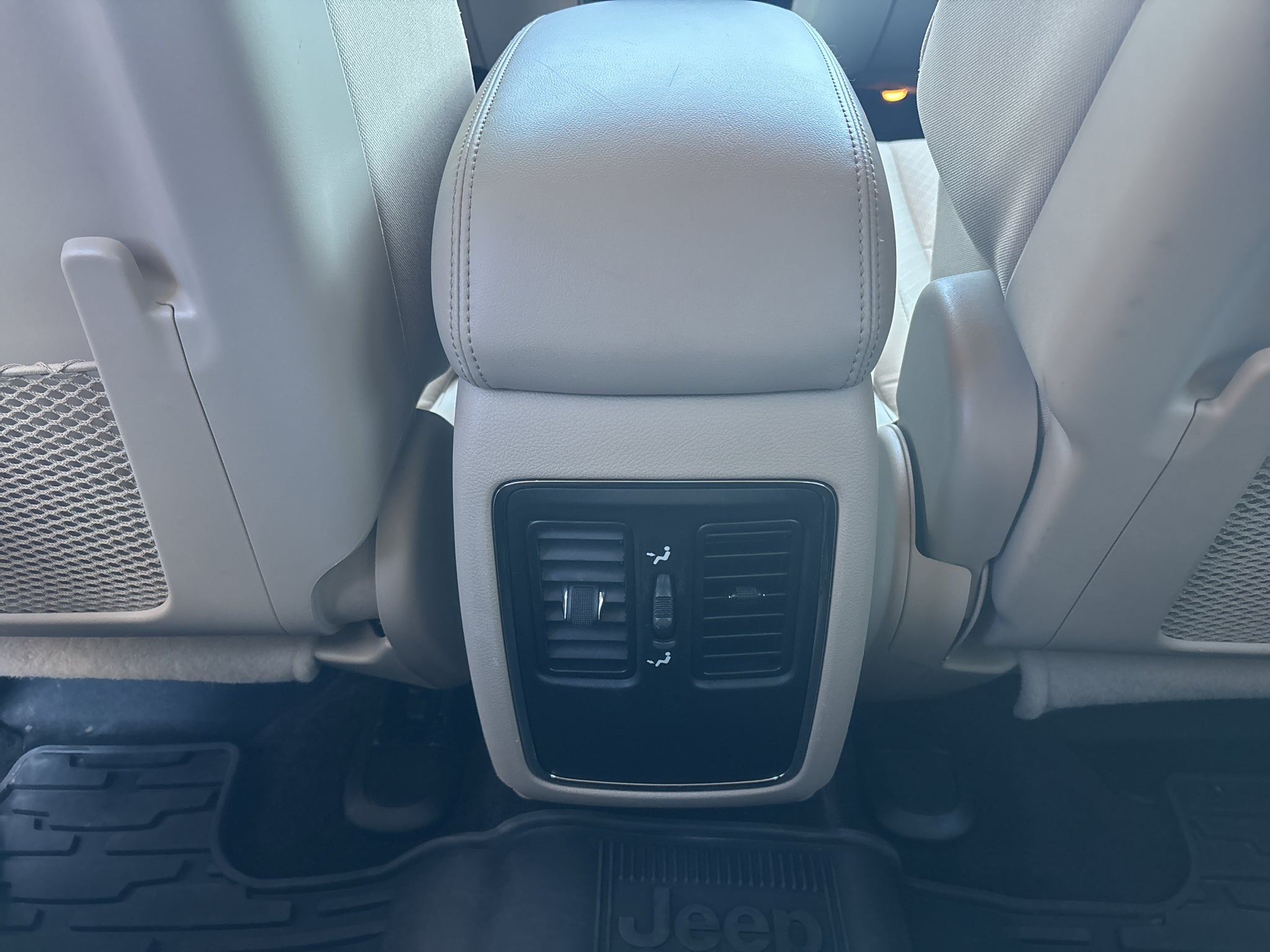 2018 Jeep Grand Cherokee Laredo E