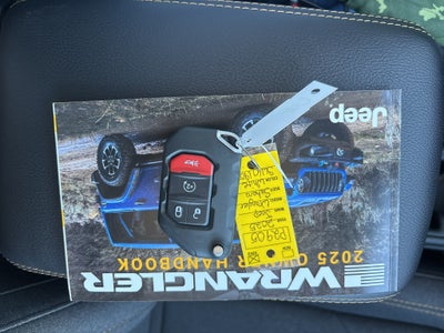 2025 Jeep Wrangler 4xe Sahara
