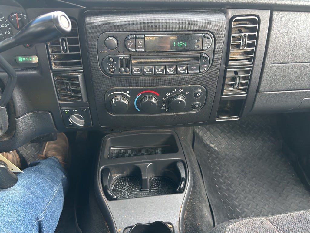 2004 Dodge Dakota SLT