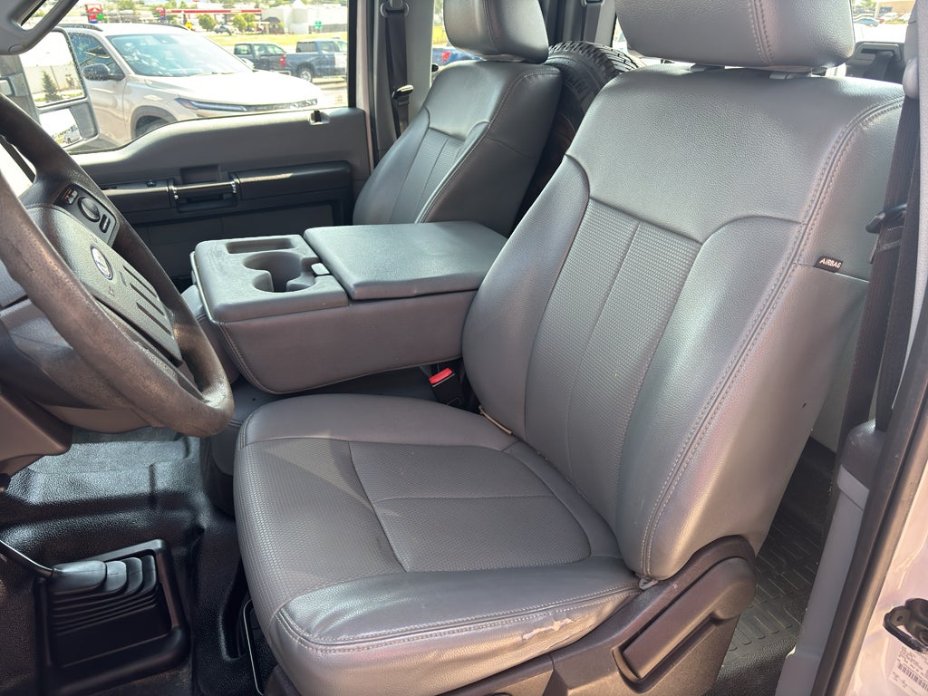 2016 Ford Super Duty F-350 SRW XL