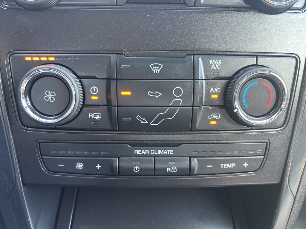 2018 Ford Explorer Base