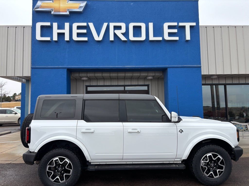 2023 Ford Bronco Base