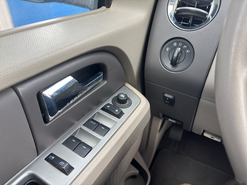 2011 Ford Expedition EL XLT