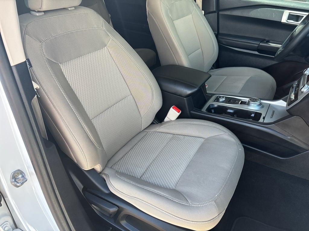 2023 Ford Explorer Base