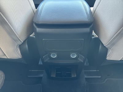 2023 Ford Explorer Base