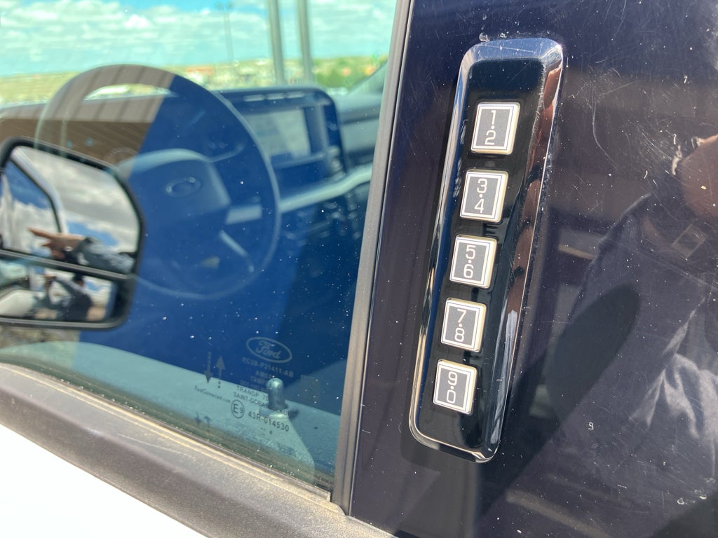 2024 Ford Super Duty F-350 SRW XLT