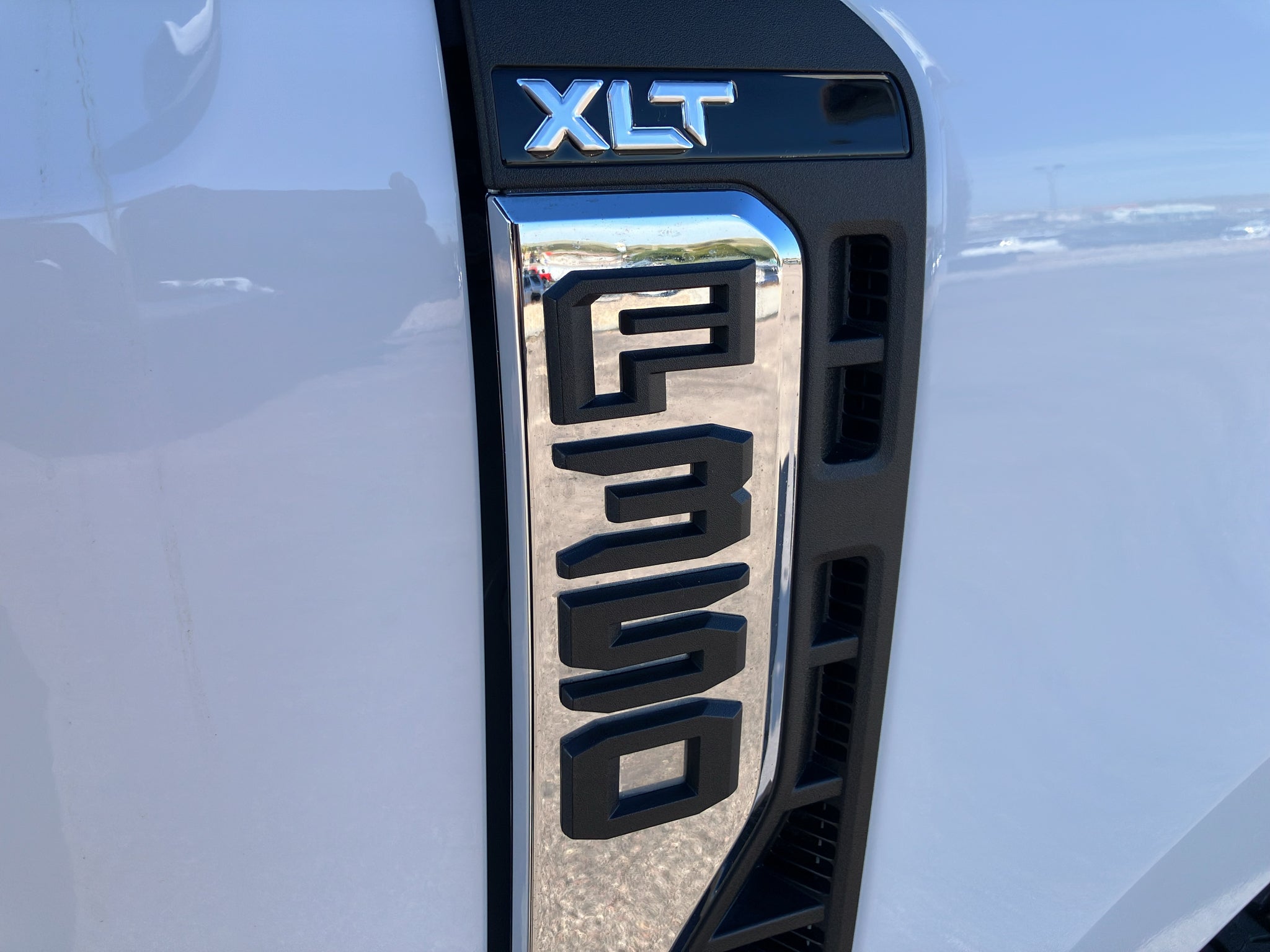 2024 Ford Super Duty F-350 SRW XLT