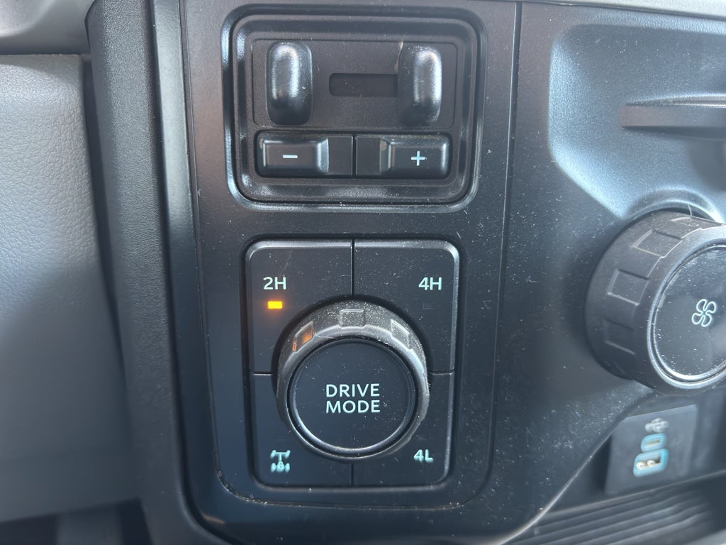 2023 Ford Super Duty F-350 SRW XL