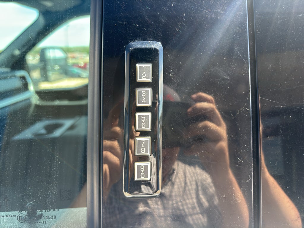 2023 Ford Super Duty F-350 SRW XL