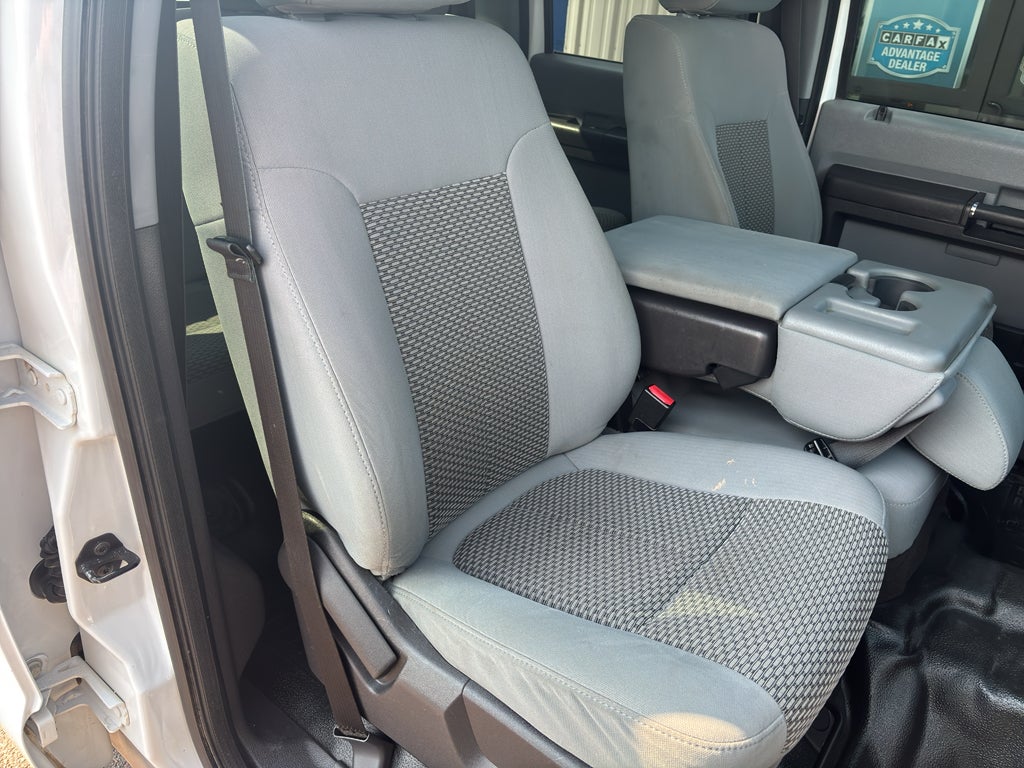 2014 Ford Super Duty F-350 SRW XL