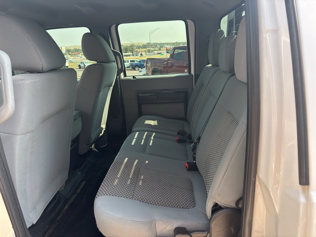 2014 Ford Super Duty F-350 SRW XL