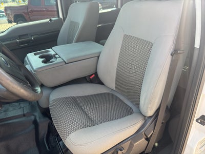 2014 Ford Super Duty F-350 SRW XL