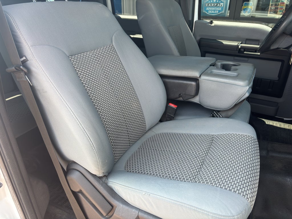 2015 Ford Super Duty F-350 DRW XL