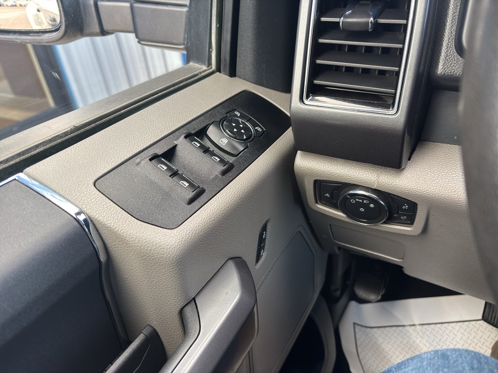 2022 Ford Super Duty F-350 DRW XL