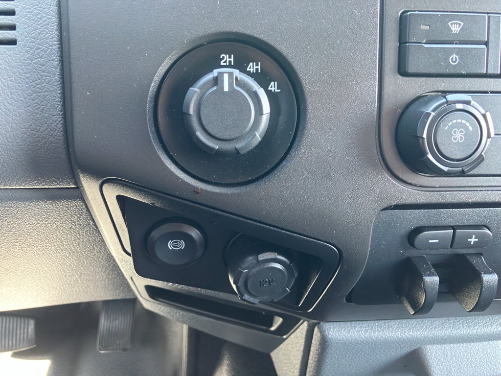 2016 Ford Super Duty F-450 DRW XL