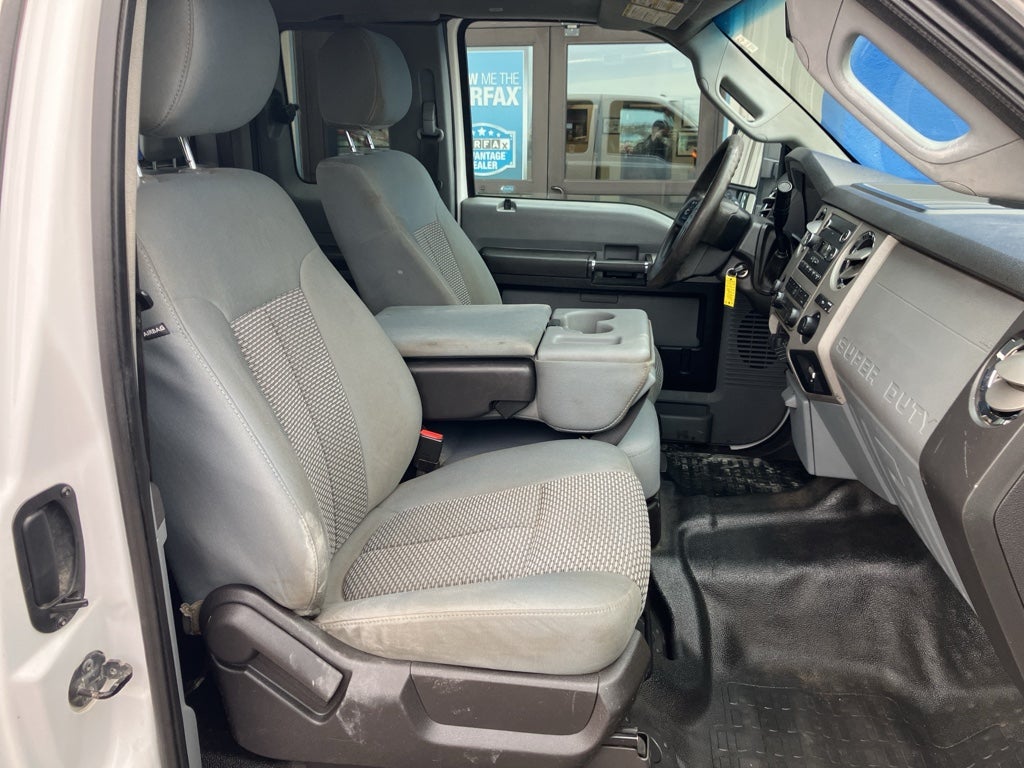 2013 Ford Super Duty F-350 SRW XL