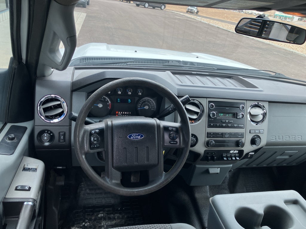 2013 Ford Super Duty F-350 SRW XL