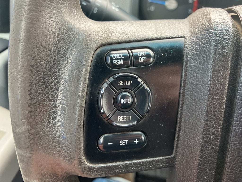 2013 Ford Super Duty F-350 SRW XL