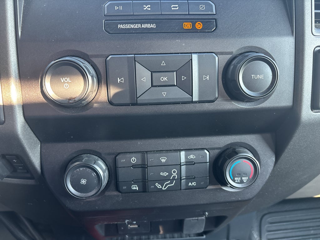 2022 Ford Super Duty F-350 SRW XL