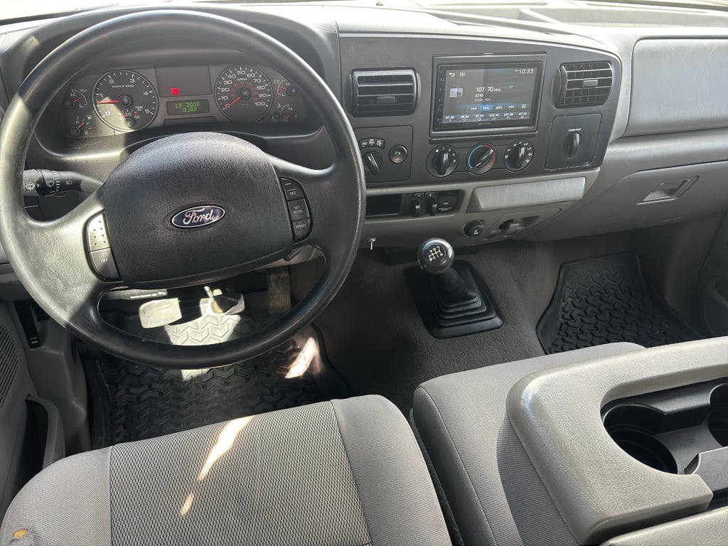 2006 Ford Super Duty F-350 SRW XL