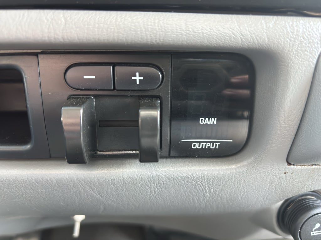 2006 Ford Super Duty F-350 SRW XL