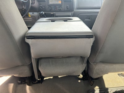 2006 Ford Super Duty F-350 SRW XL