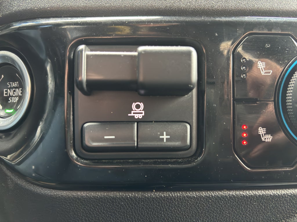 2024 Chevrolet Silverado 3500 HD Chassis Cab LT