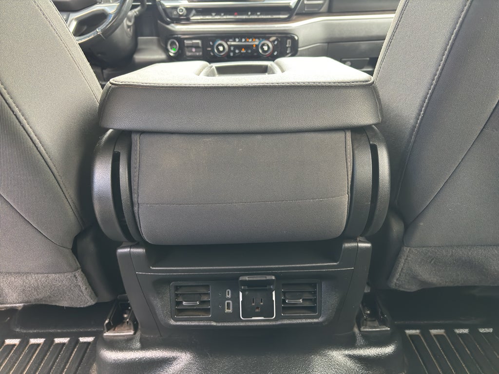 2024 Chevrolet Silverado 3500 HD Chassis Cab LT