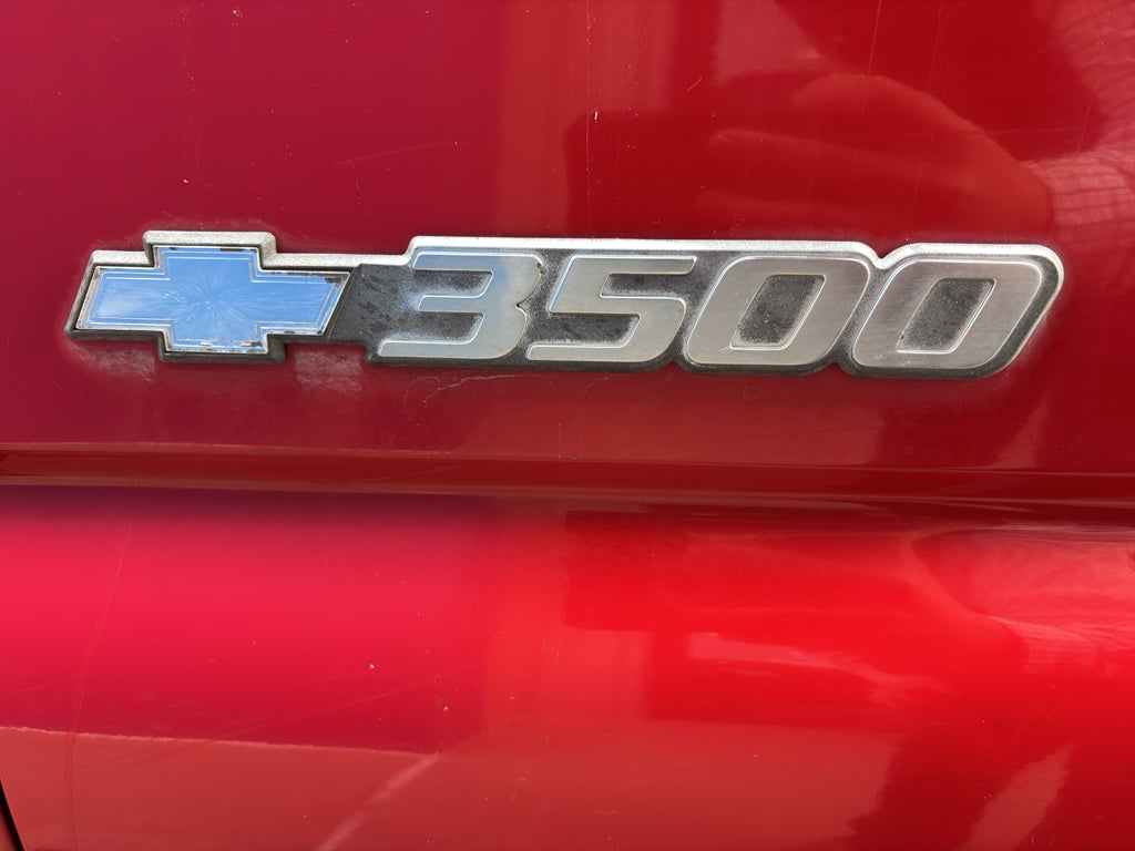 2005 Chevrolet Silverado 3500 HD LS
