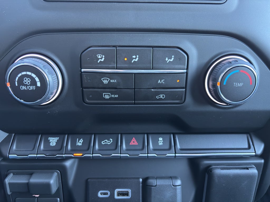 2026 Chevrolet Silverado 3500 HD WT DRW