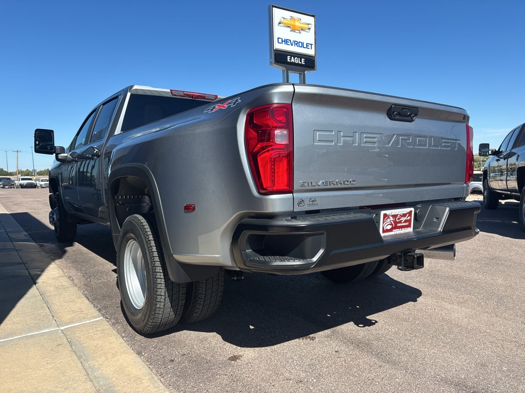 2026 Chevrolet Silverado 3500 HD WT DRW