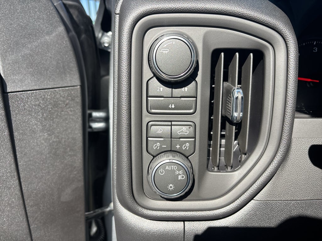 2026 Chevrolet Silverado 3500 HD WT DRW