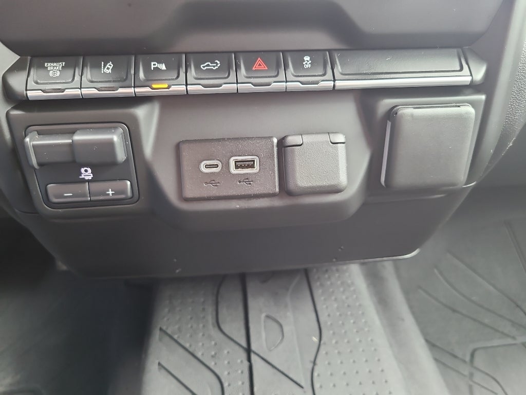 2024 Chevrolet Silverado 2500 HD Custom