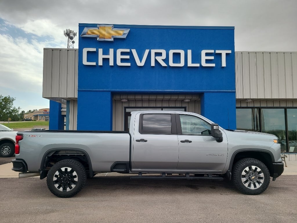 2024 Chevrolet Silverado 2500 HD Custom