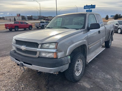 2003 Chevrolet Silverado 2500 HD LS