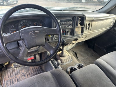 2003 Chevrolet Silverado 2500 HD LS