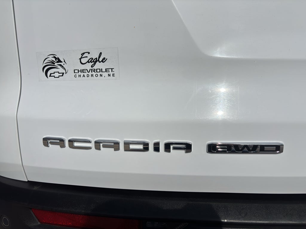 2024 GMC Acadia Elevation