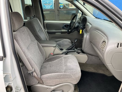 2004 Chevrolet Trailblazer LS
