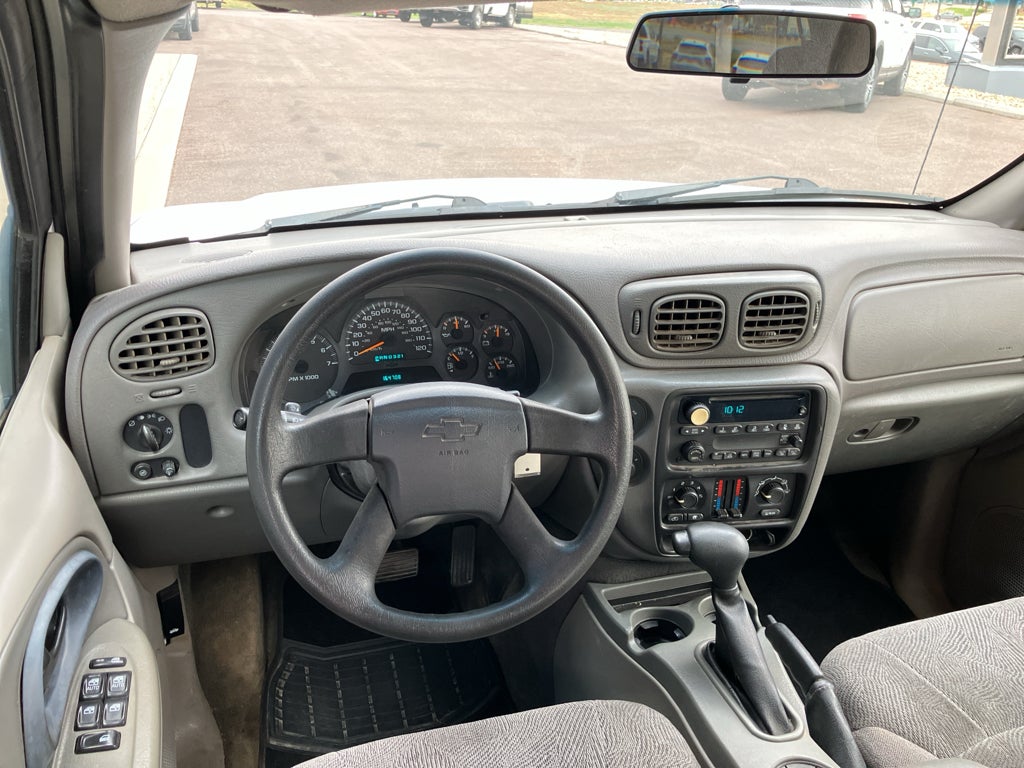 2004 Chevrolet Trailblazer LS