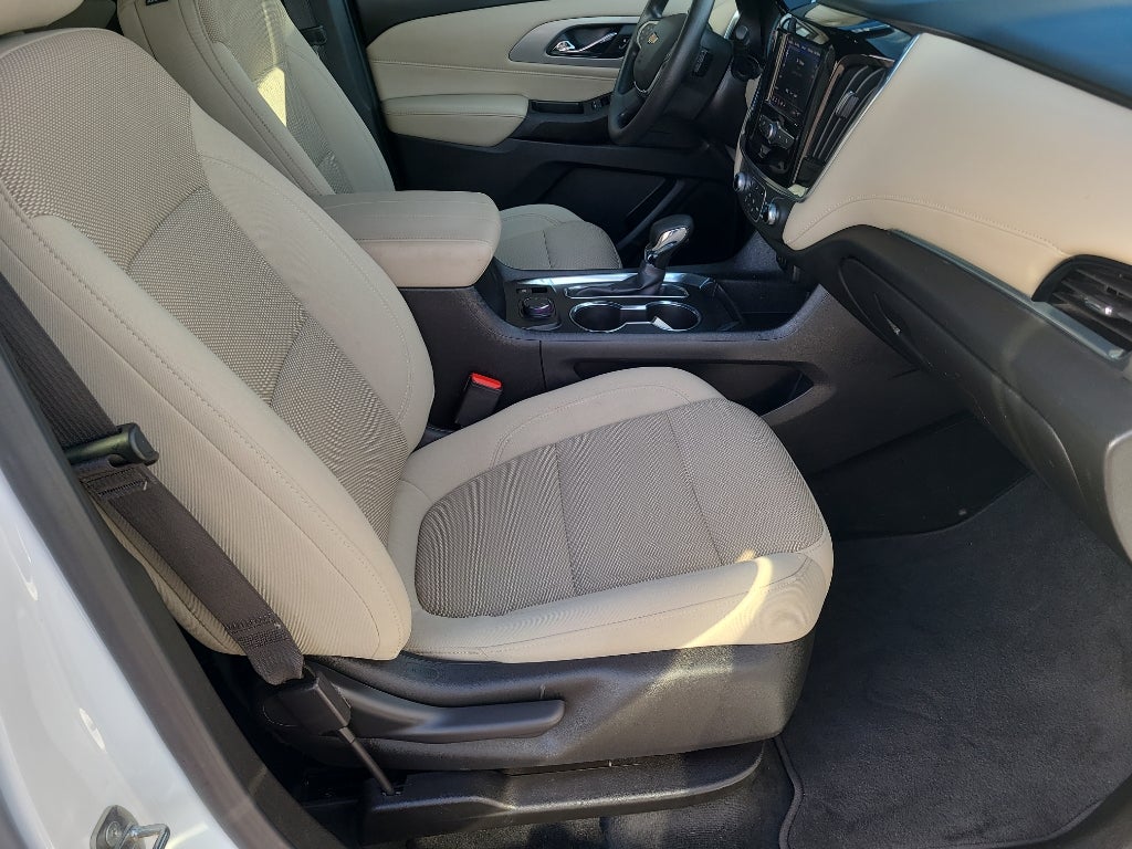 2022 Chevrolet Traverse LS