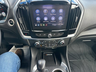 2022 Chevrolet Traverse LT Leather