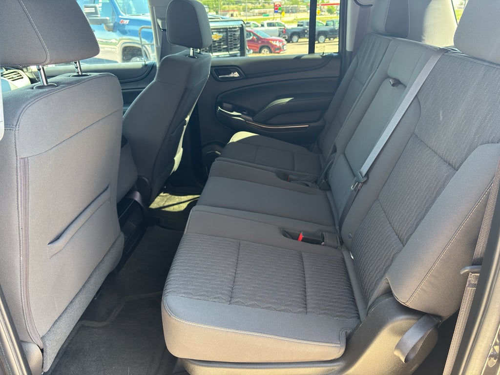 2016 Chevrolet Suburban LS