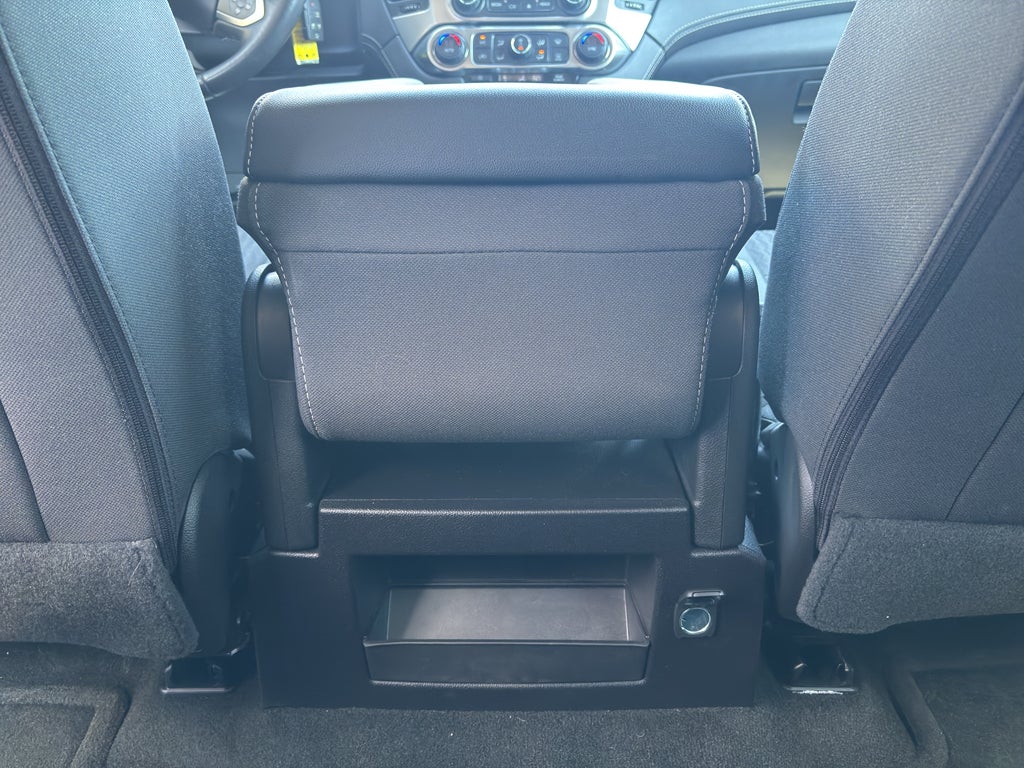 2016 Chevrolet Suburban LS