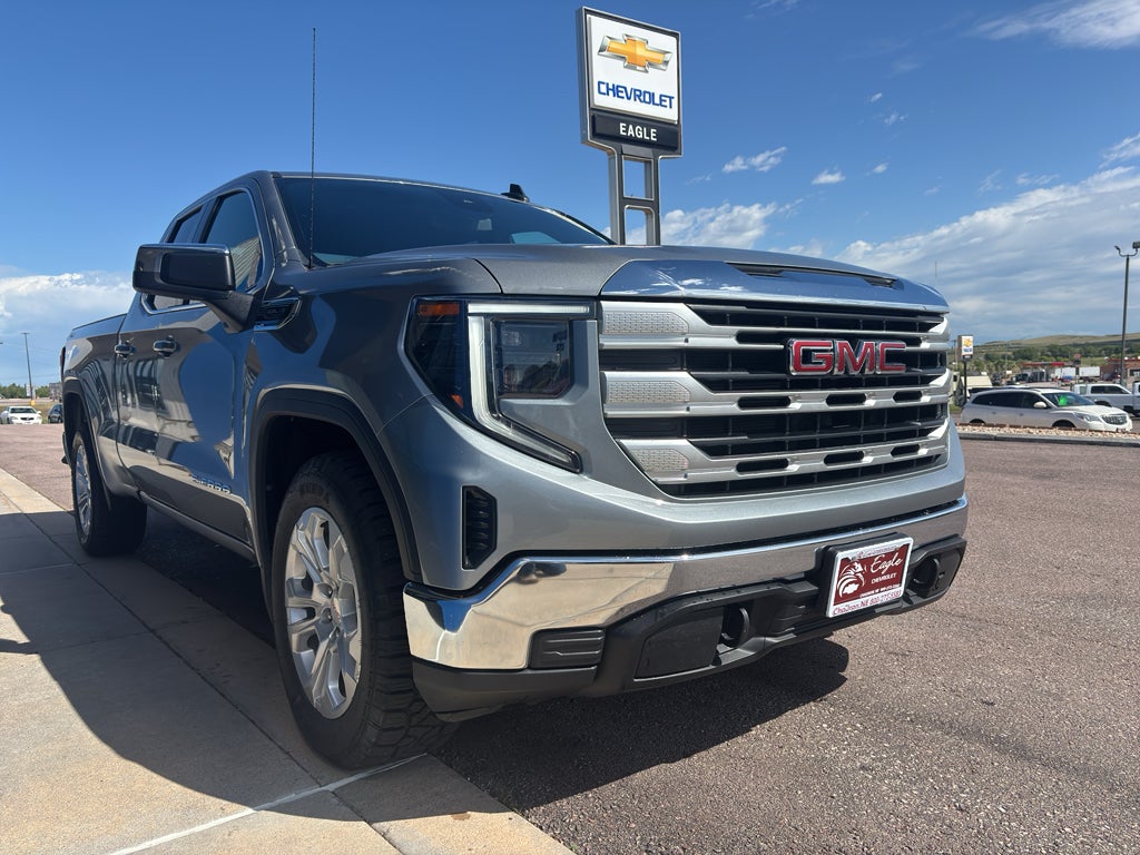 2023 GMC Sierra 1500 SLE