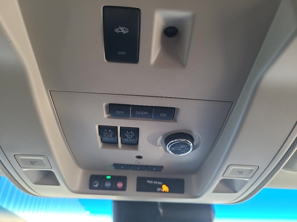 2020 Cadillac Escalade Premium Luxury