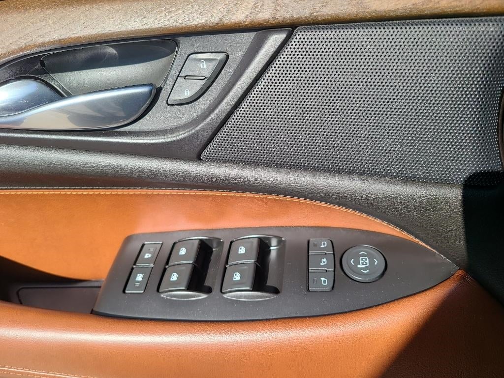 2020 Cadillac Escalade Premium Luxury