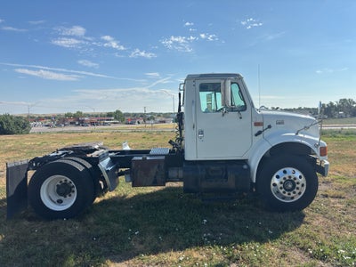 2001 NAVISTAR I 4900 Base