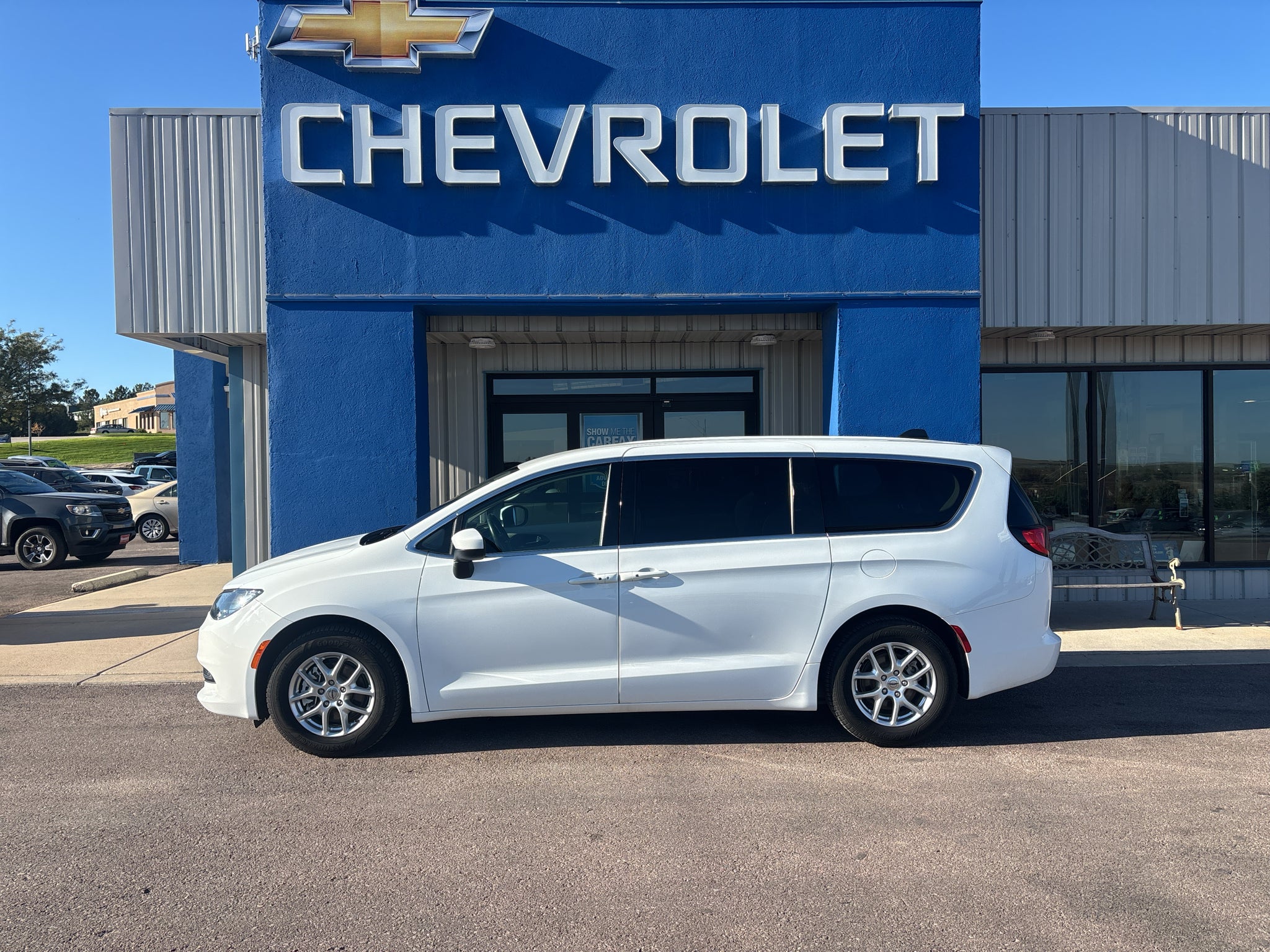 2022 Chrysler Voyager LX
