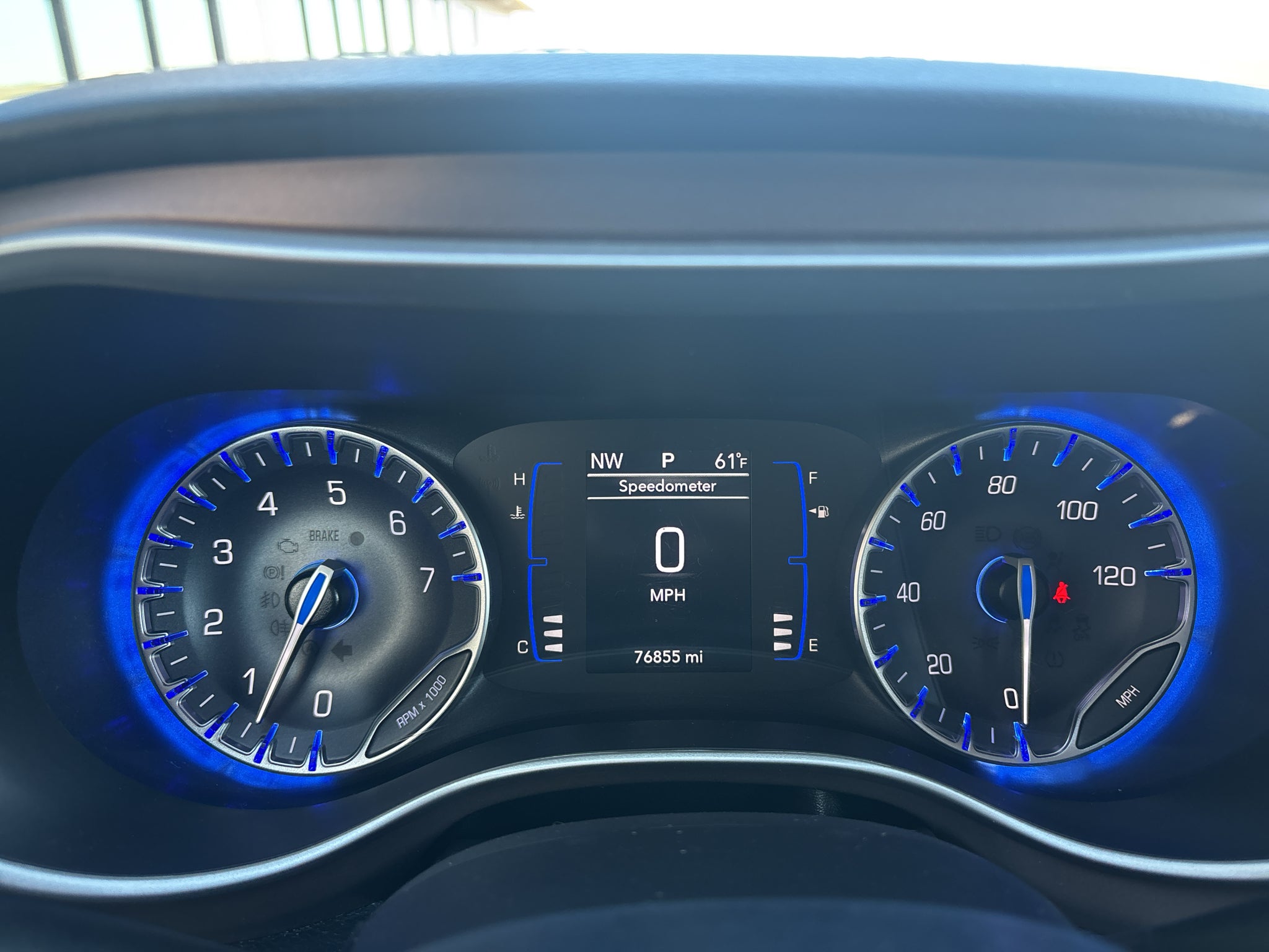 2022 Chrysler Voyager LX